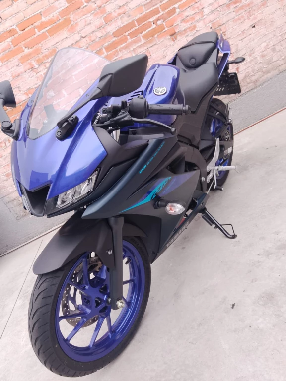 imagem moto YAMAHA YZF R-15 155 ABS 2025