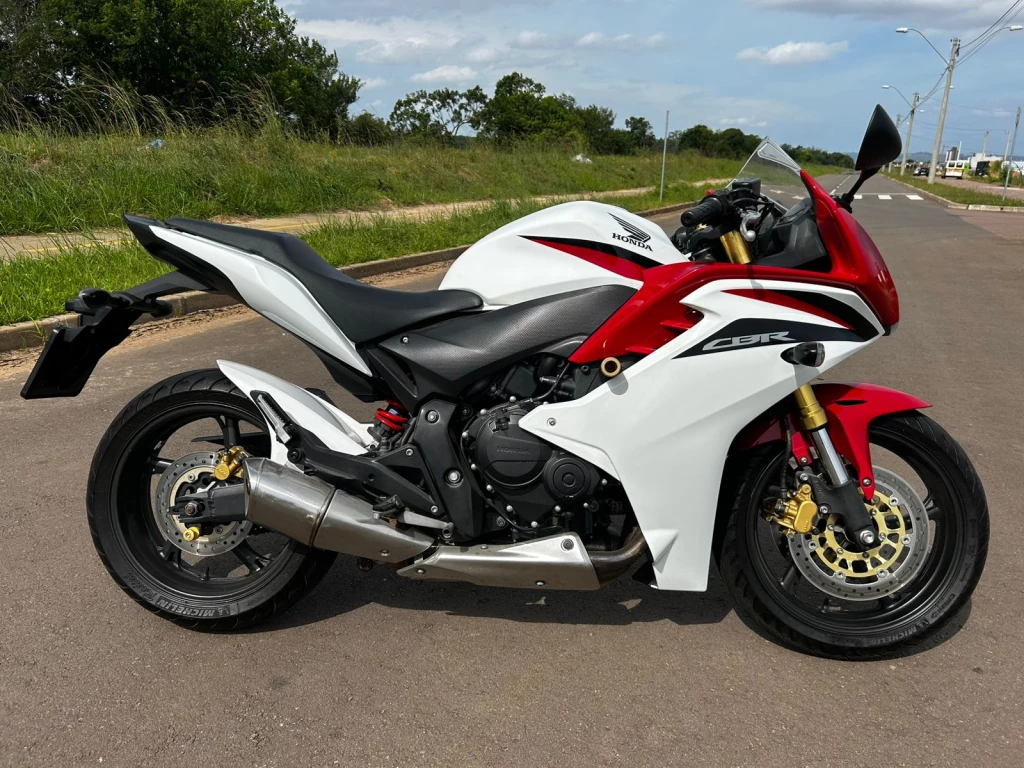 imagem moto HONDA CBR 600 F 2014
