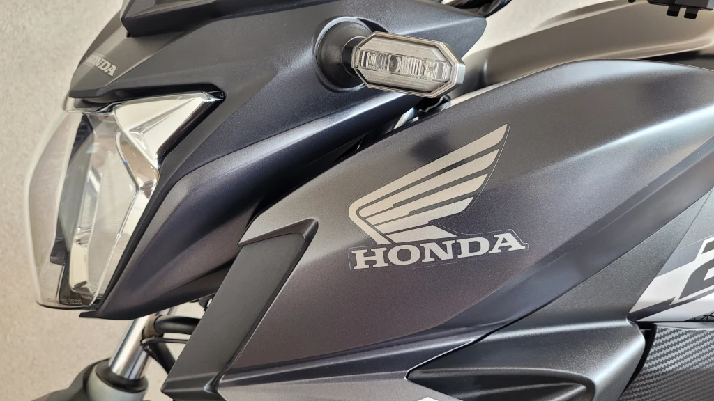 Foto HONDA CB 250 TWISTER/FLEXONE 2022