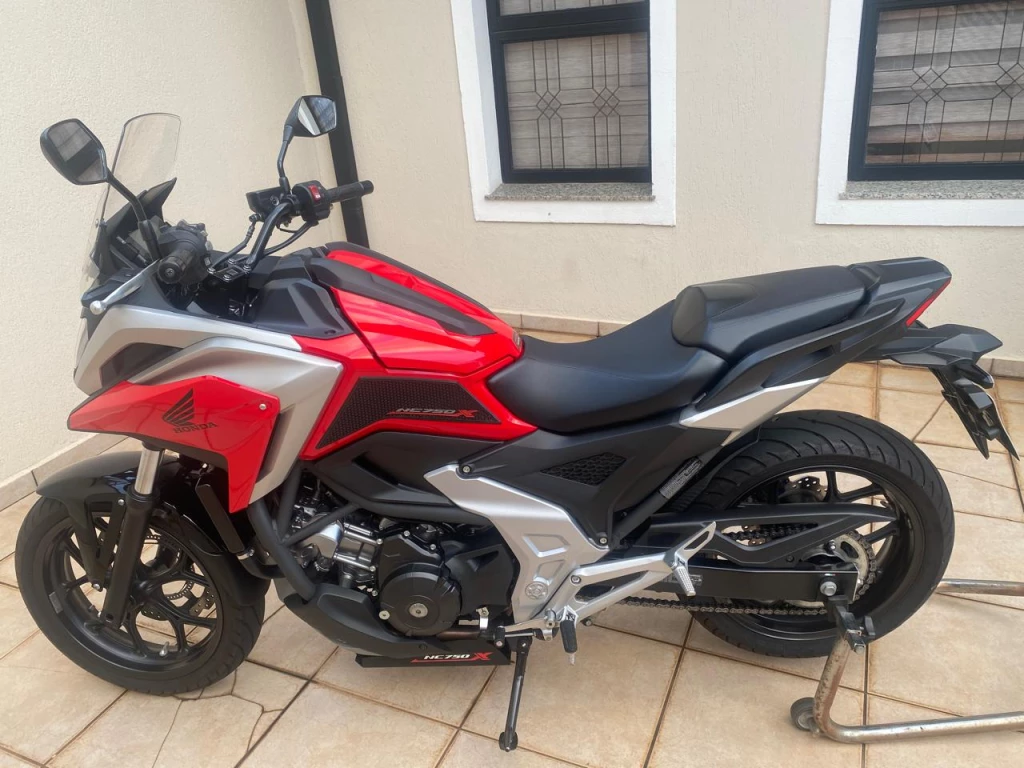 Foto HONDA NC 750X/NC 750X ABS 2022