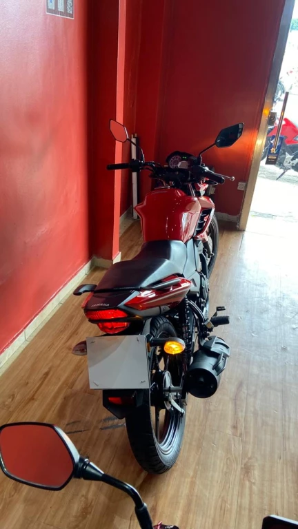 Foto YAMAHA YS 150 FAZER SED/ FLEX 2024