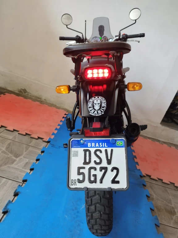 Foto Royal Enfield Himalayan 411 EFI 2022