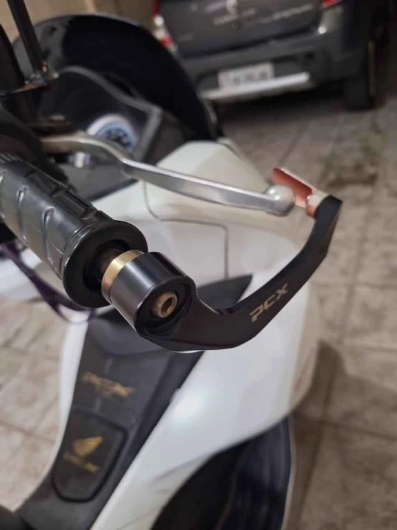 Imagem 1 - HONDA PCX 150/DLX 2016