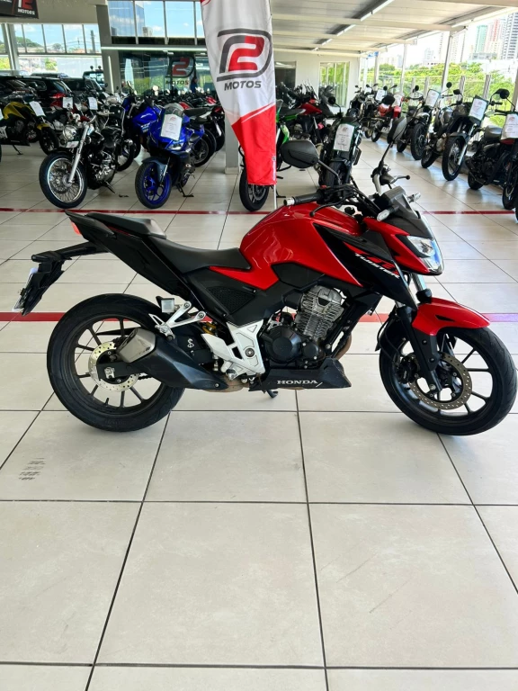 imagem moto HONDA CB 300F Twister Flex 2024