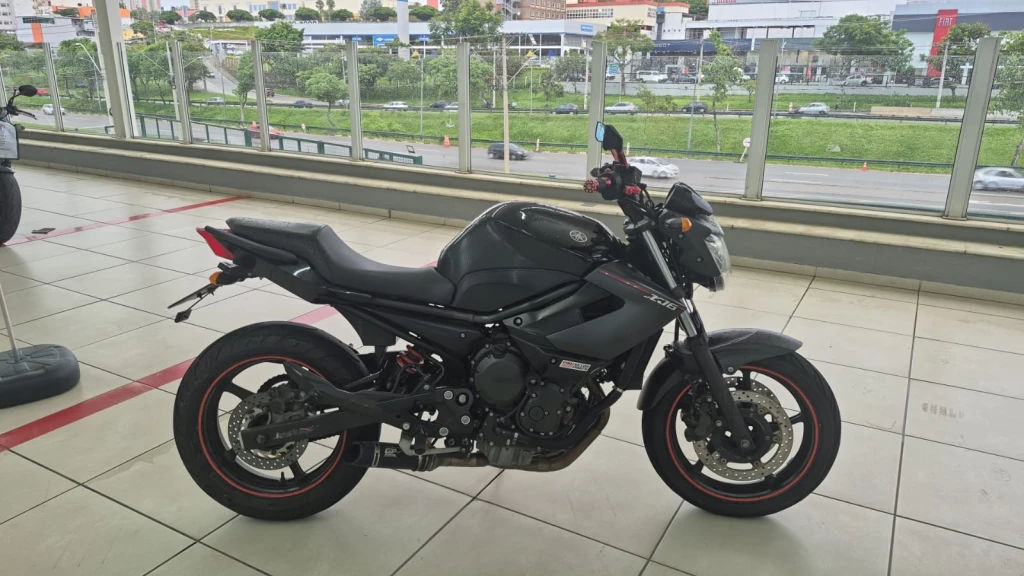 imagem moto YAMAHA XJ6 N/ABS 2014