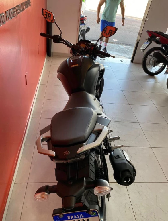 Foto YAMAHA FZ25 250 FAZER FLEX 2022
