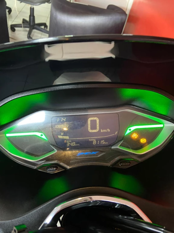 Foto HONDA PCX 160  2024