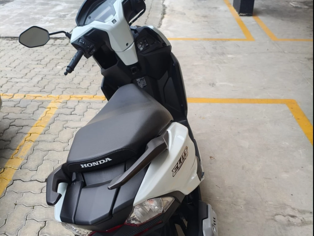 Foto HONDA ELITE 125 2025