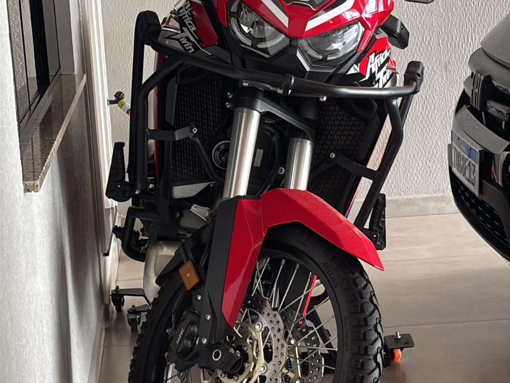 Foto HONDA CRF 1100L AFRICA TWIN 2021