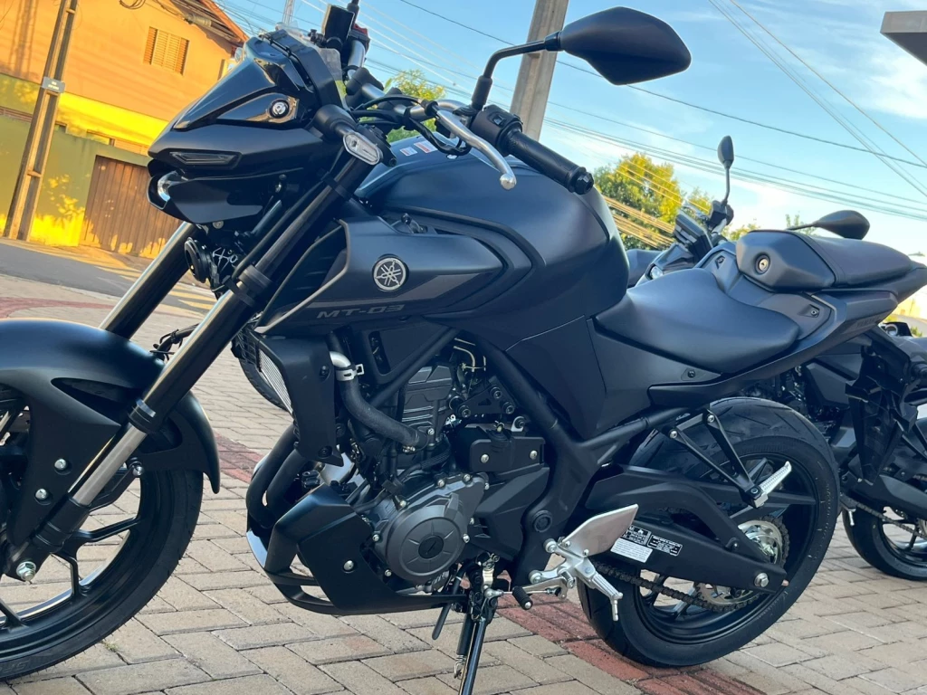 Foto YAMAHA MT-03 CONNECTED 321cc ABS 2027