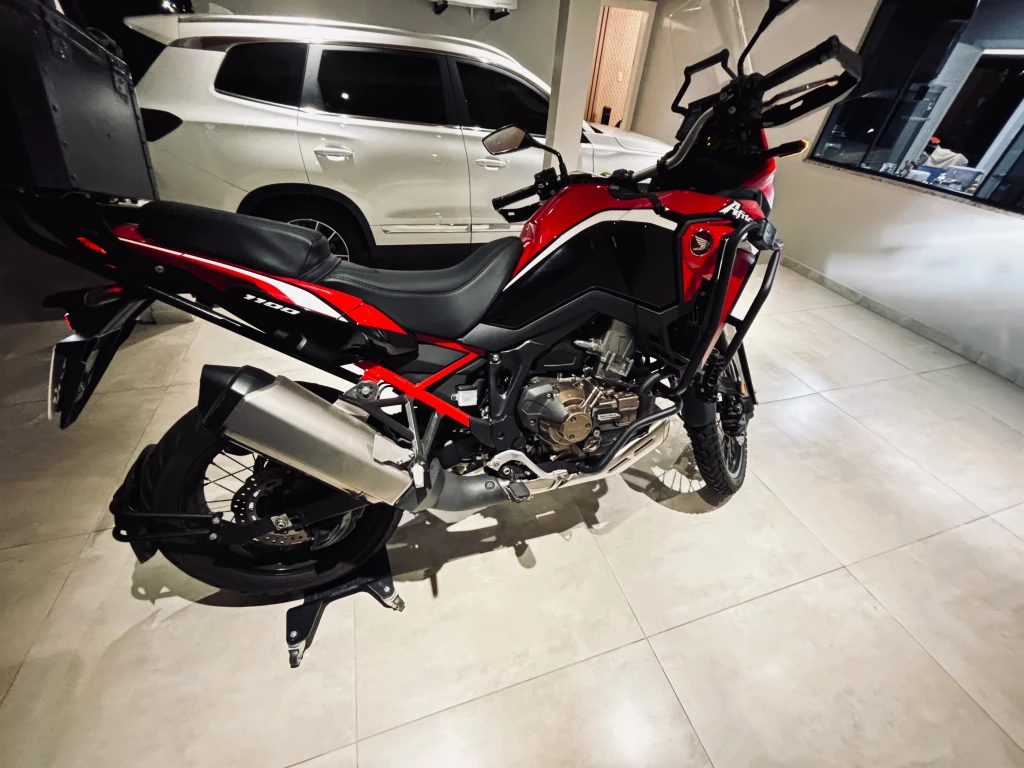 Foto HONDA CRF 1100L AFRICA TWIN 2021