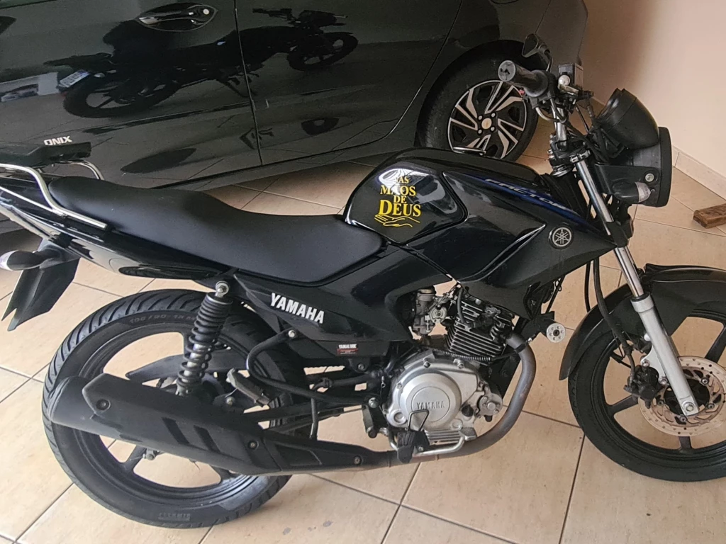 Foto YAMAHA YBR 125 FACTOR ED/FACTOR EDITION 2015