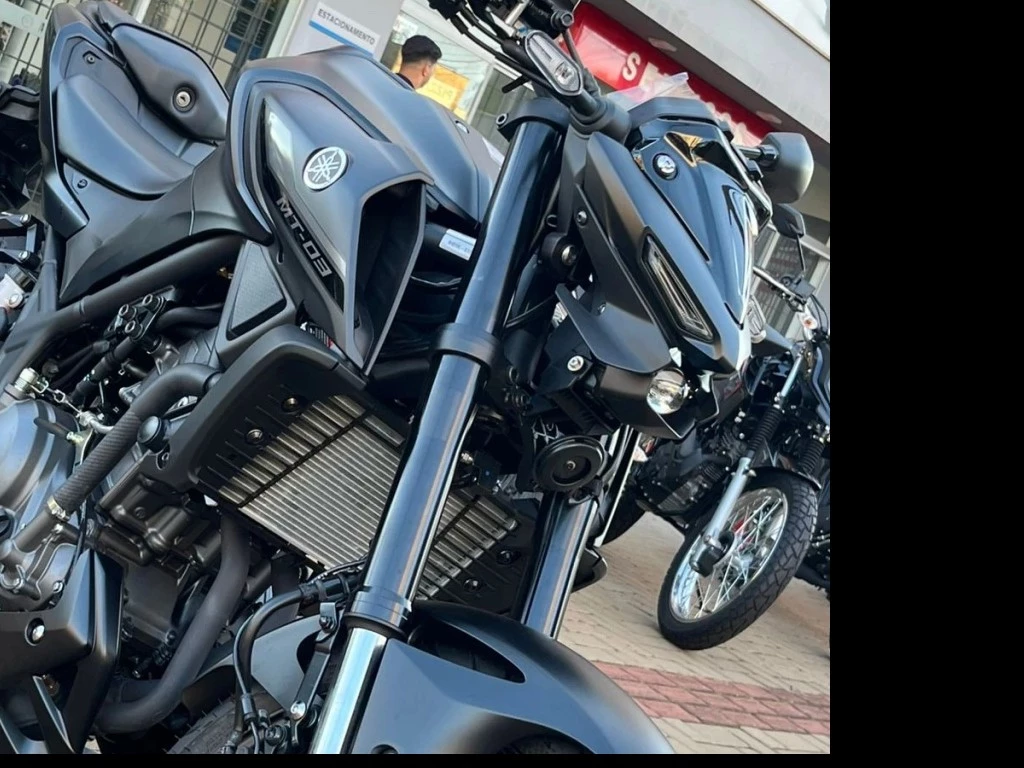 Foto YAMAHA MT-03 CONNECTED 321cc ABS 2027