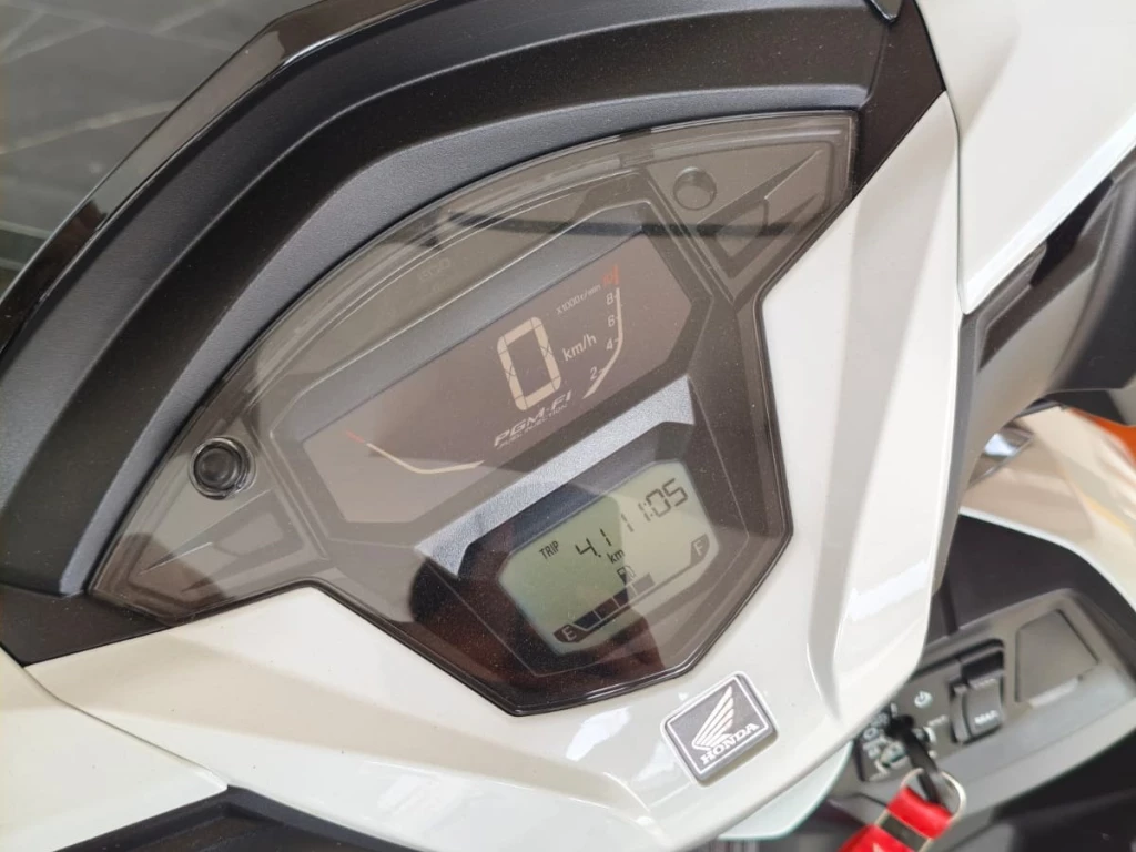 Foto HONDA ELITE 125 2025