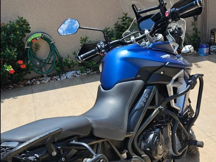 Triumph Tiger 800 XRT 2019 azul à venda no Motonline - foto 6 de 7
