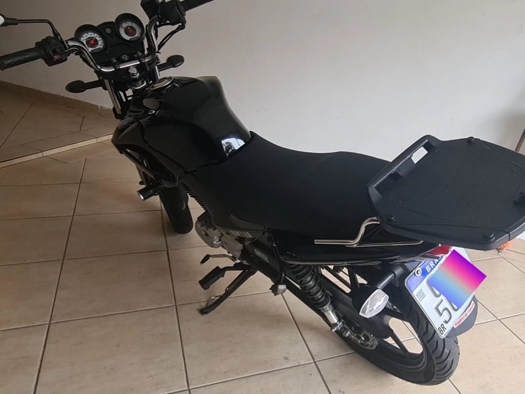 Foto YAMAHA YBR 125 FACTOR ED/FACTOR EDITION 2015