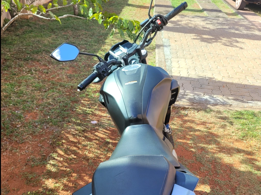 Foto YAMAHA FZ25 250 FAZER FLEX 2023