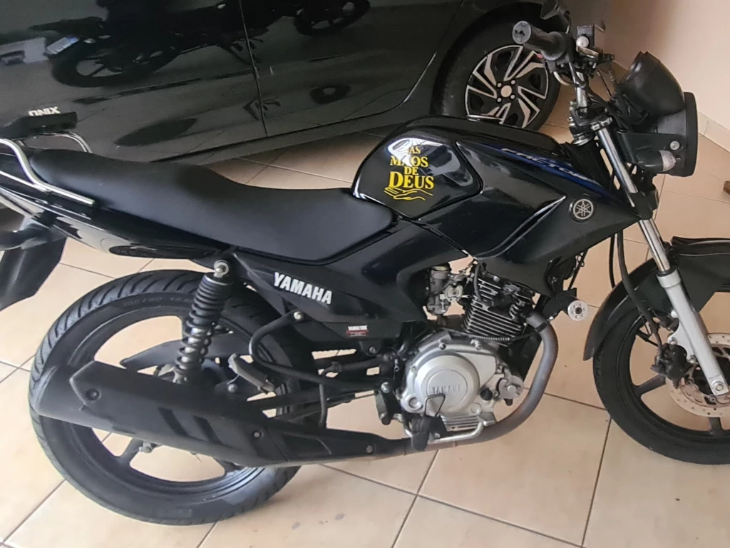 Foto YAMAHA YBR 125 FACTOR ED/FACTOR EDITION 2015