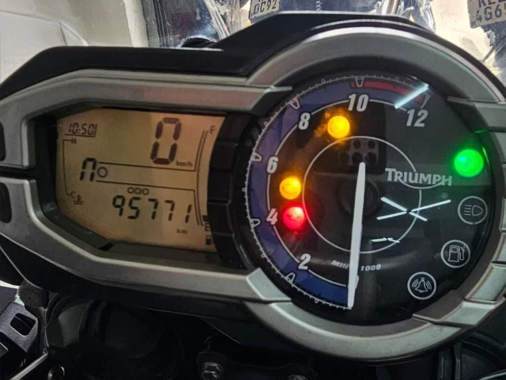 Foto TRIUMPH TIGER 800 XC 2014