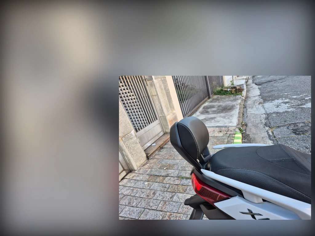 Foto YAMAHA XMAX 250 ABS 2025