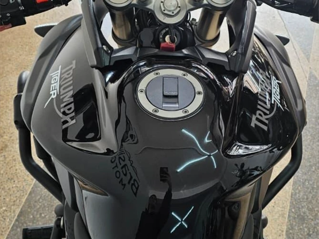 Foto TRIUMPH TIGER 800 XC 2014