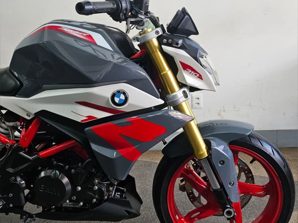 Miniatura da foto 4 - BMW G 310 R 2023