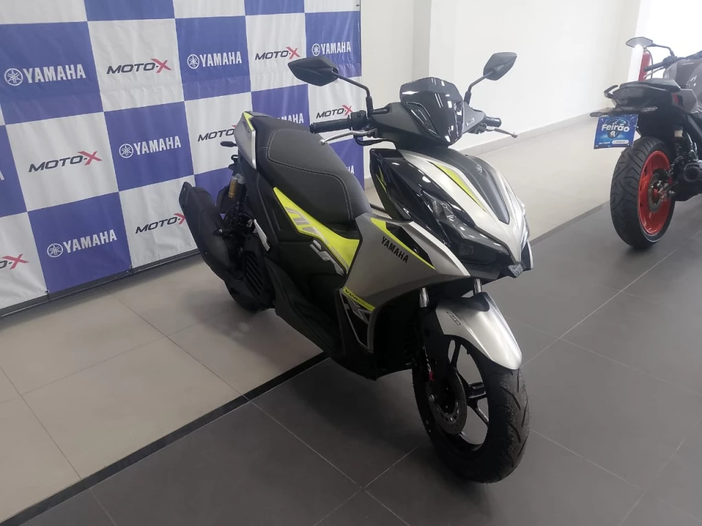 Yamaha Aerox Connected ABS 2026 prata à venda no Motonline - foto 8 de 9