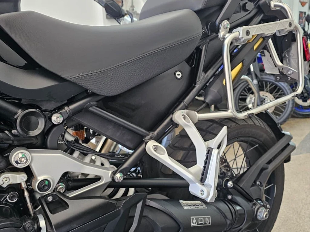 Foto TRIUMPH TIGER 1200 RALLY BLACK Edition 2025