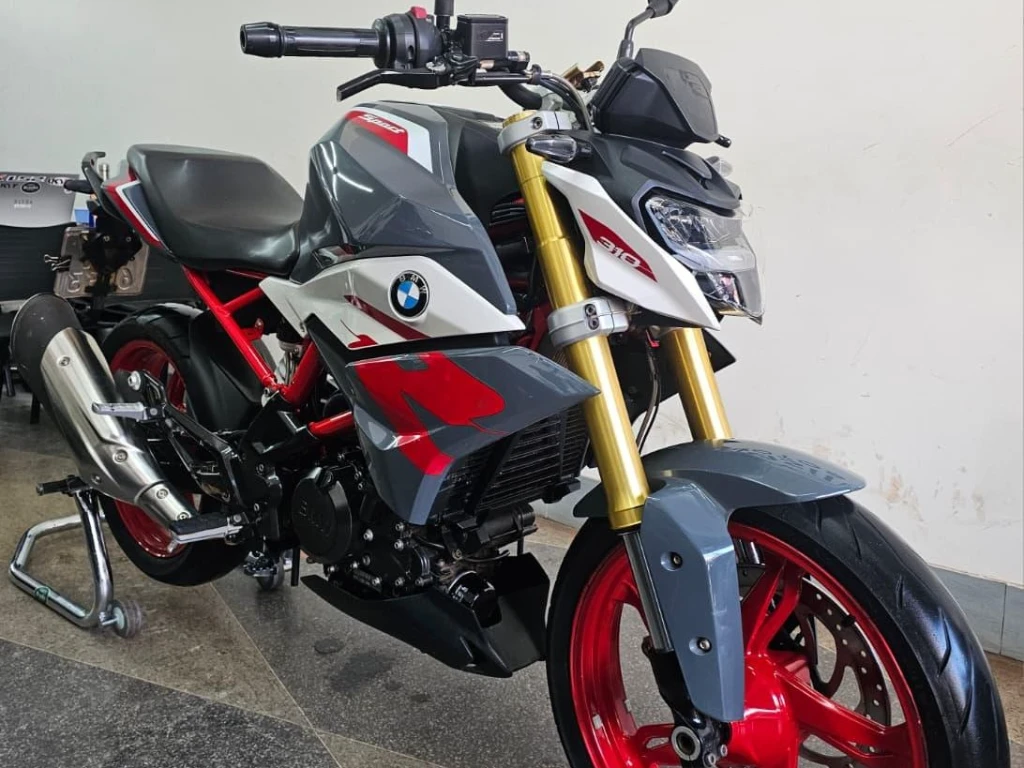 Miniatura da foto 10 - BMW G 310 R 2023