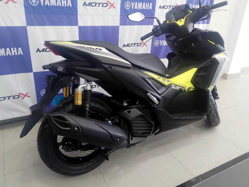 Yamaha Aerox Connected ABS 2026 prata à venda no Motonline - foto 3 de 9