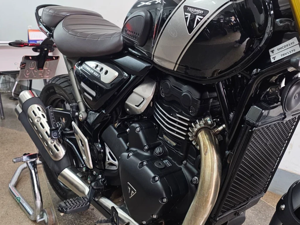 Miniatura da foto 3 - Triumph Scrambler 1200 X 2025