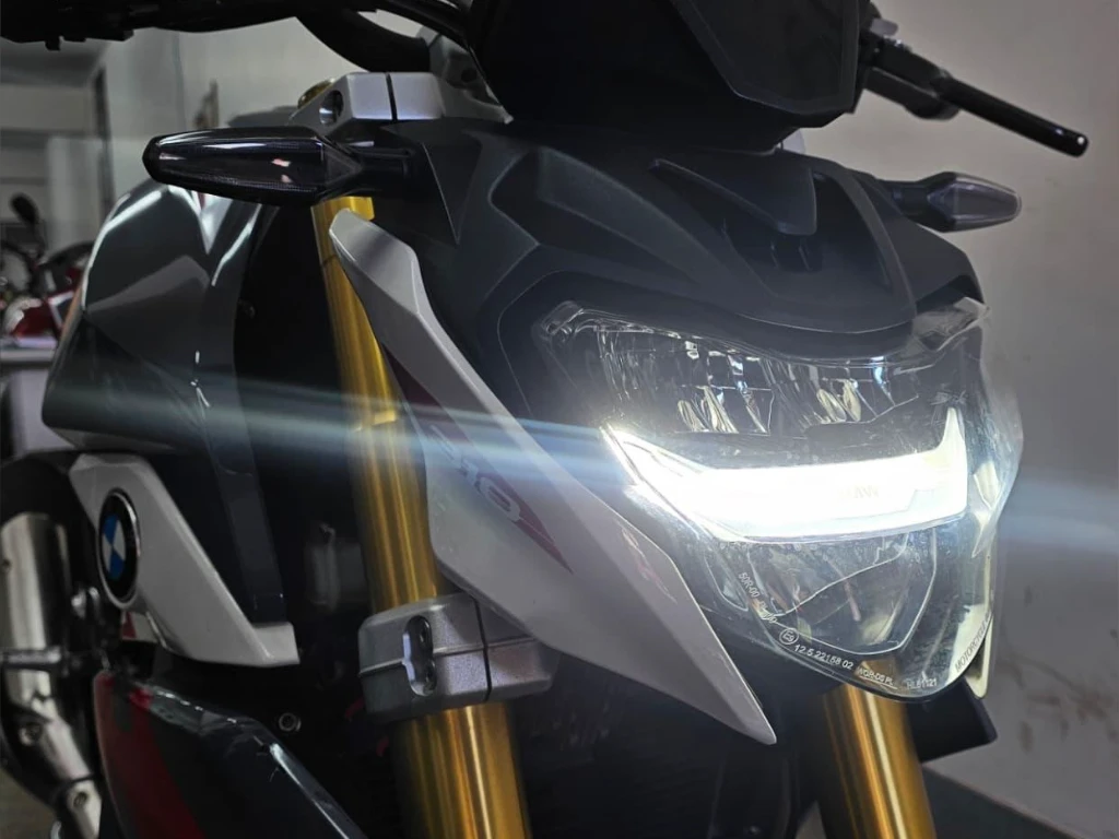 Miniatura da foto 3 - BMW G 310 R 2023