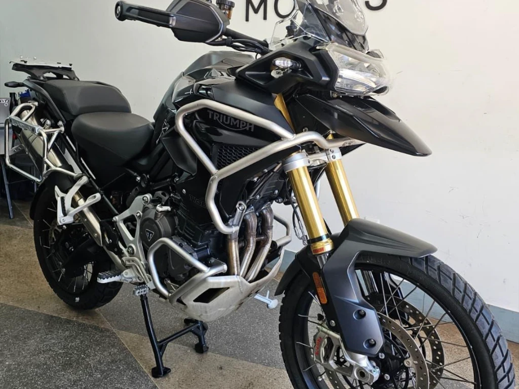 Foto TRIUMPH TIGER 1200 RALLY BLACK Edition 2025