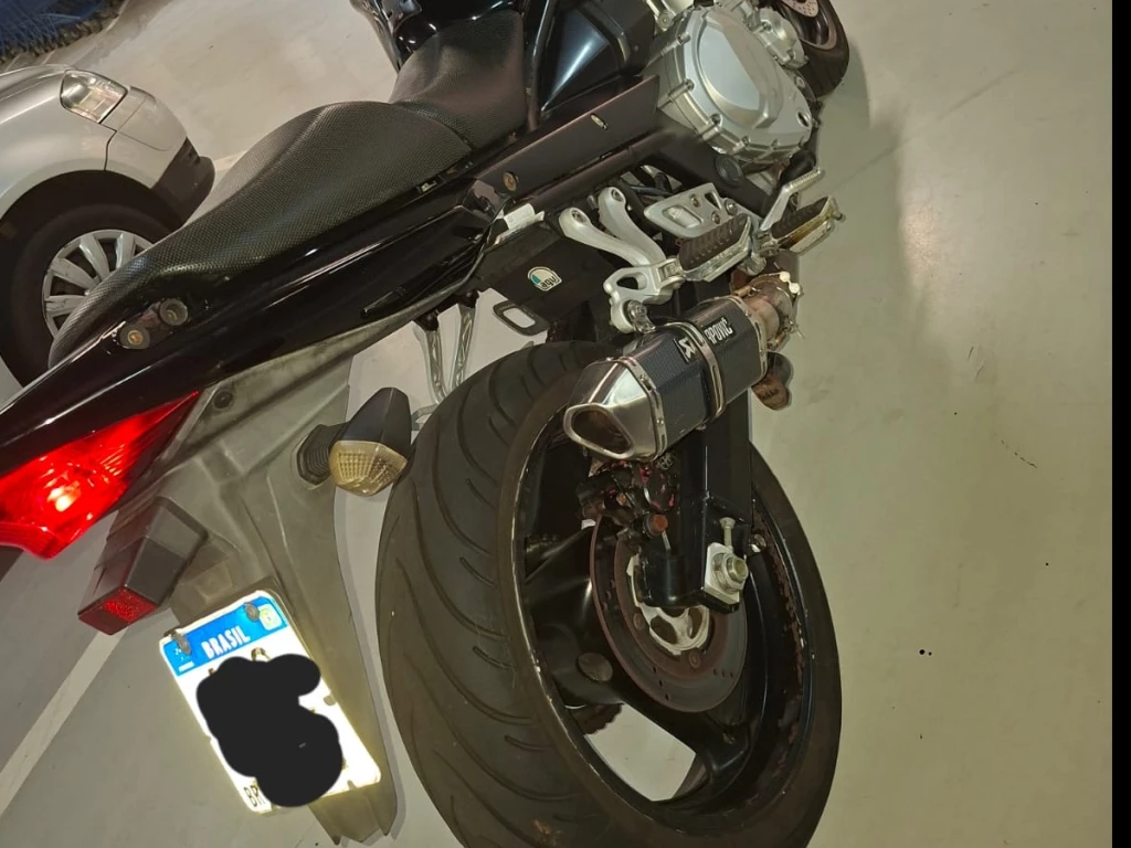 Miniatura da foto 9 - Suzuki Bandit 1250S 2010