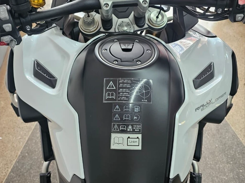 Miniatura da foto 18 - Triumph Tiger 1200 Rally Explorer 2023