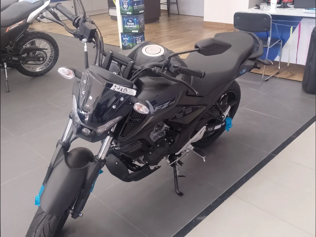 Yamaha FZ15 150 Fazer Connected Flex 2026 preta à venda no Motonline - foto 5 de 7