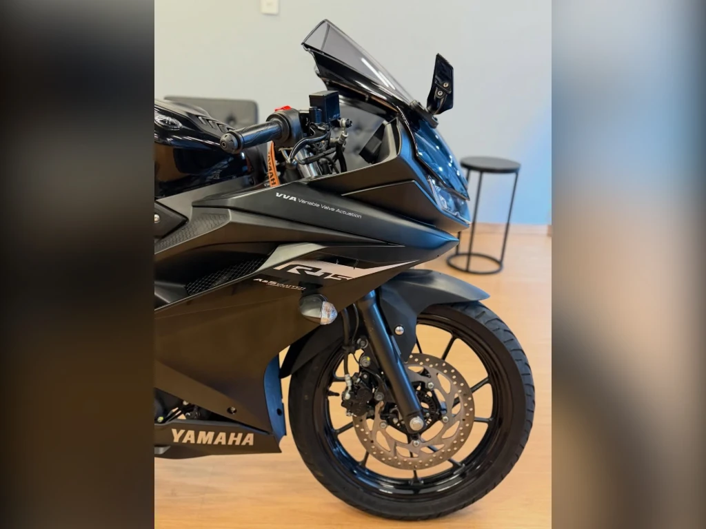 Yamaha YZF R-15 155 ABS 2026 preta à venda no Motonline - foto 2 de 4