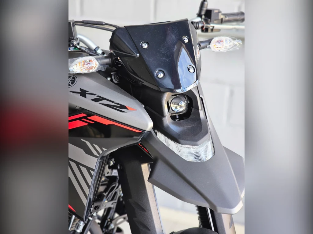 Yamaha XTZ 250 Lander Connected 2026 cinza à venda no Motonline - foto 4 de 18