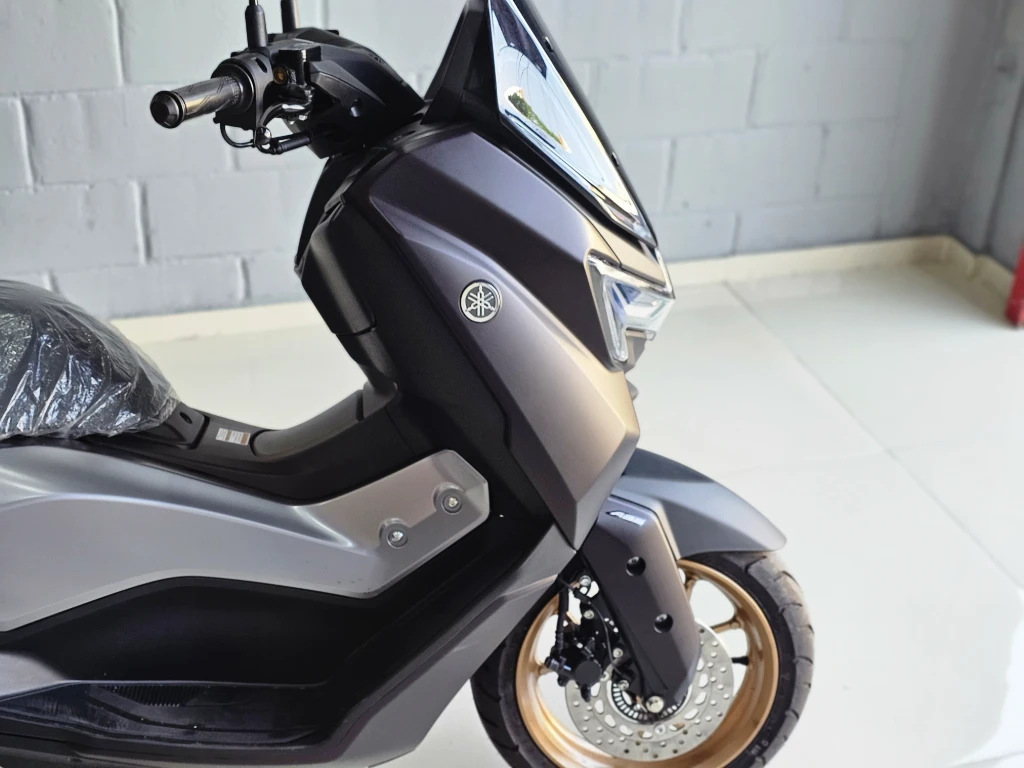 Yamaha Nmax Connected SE 160 ABS 2026 prata à venda no Motonline - foto 9 de 10