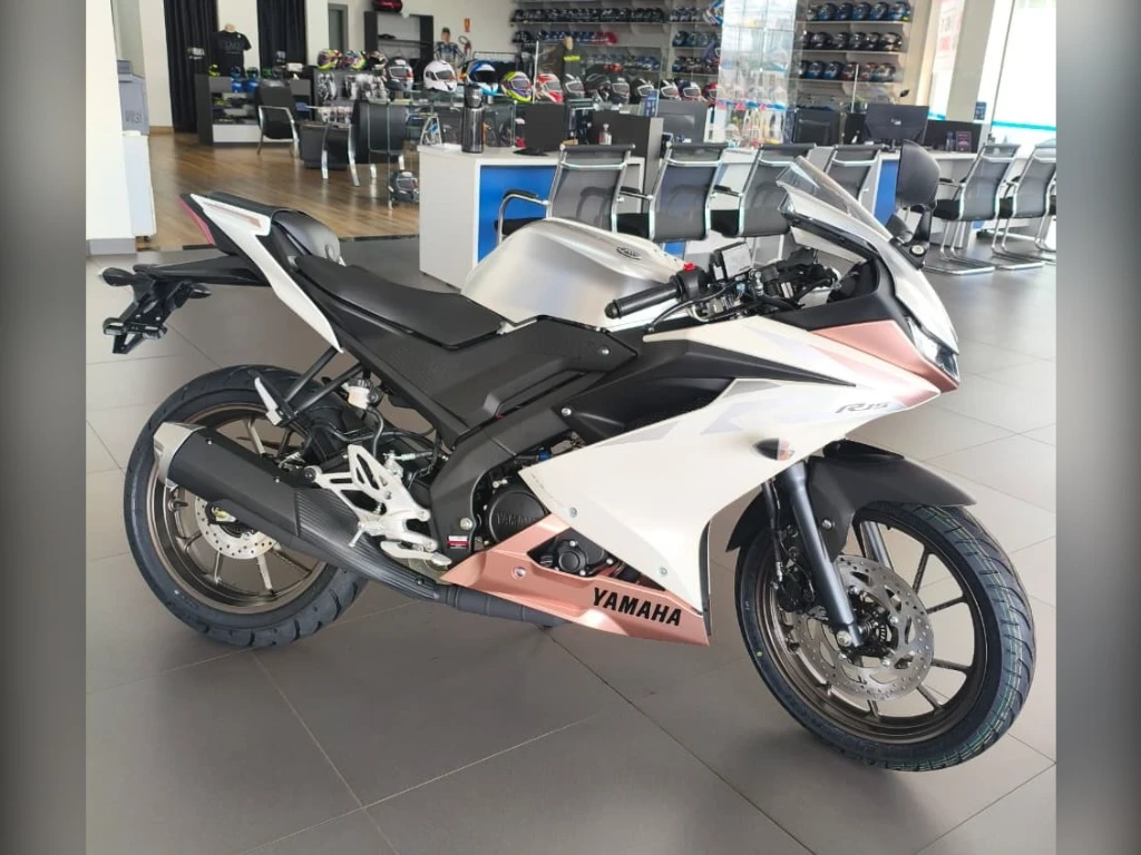 Yamaha YZF R-15 155 ABS 2026 branca à venda no Motonline - foto 3 de 5