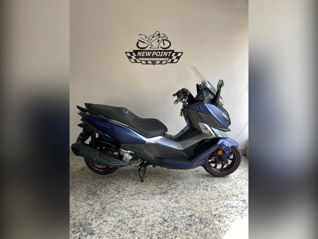 imagem moto DAFRA CRUISYM 300  2023
