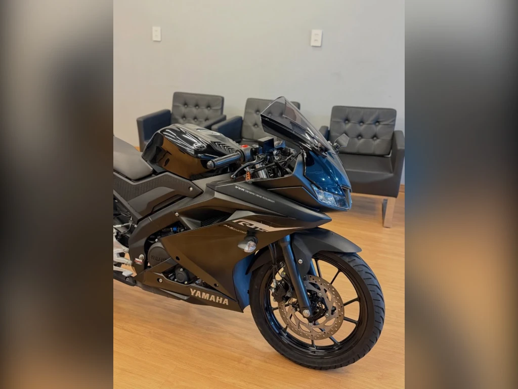 Yamaha YZF R-15 155 ABS 2026 preta à venda no Motonline - foto 4 de 4