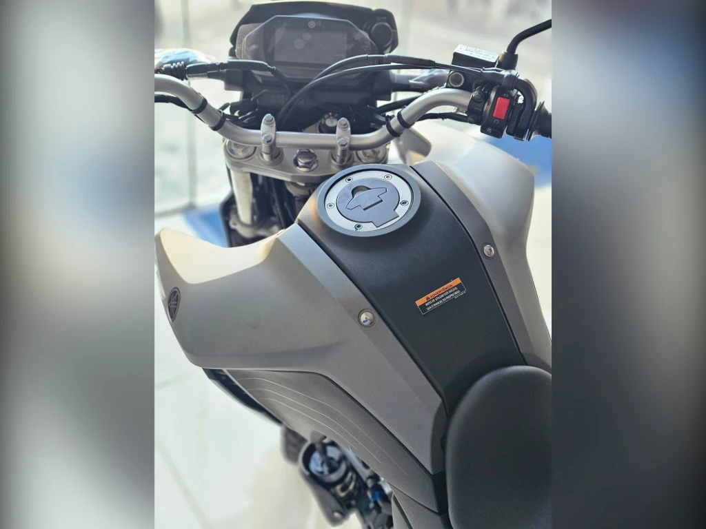 Yamaha XTZ 250 Lander Connected 2026 cinza à venda no Motonline - foto 16 de 18