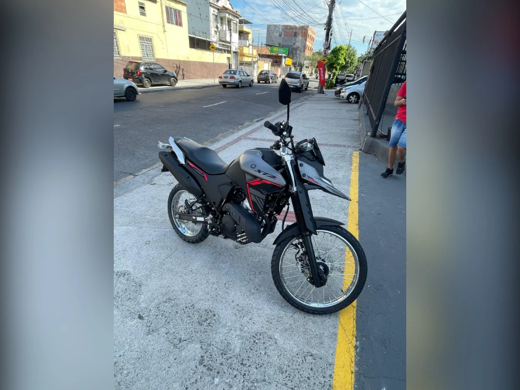 Yamaha XTZ 250 Lander Connected 2026 cinza à venda no Motonline - foto 12 de 18