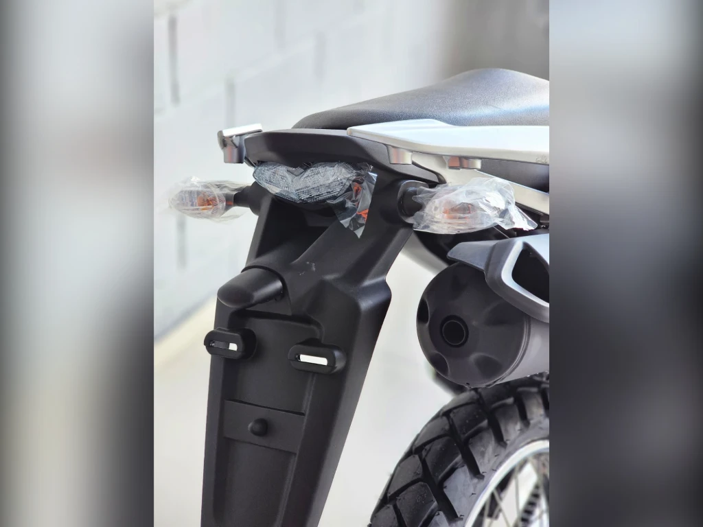 Yamaha XTZ 250 Lander Connected 2026 cinza à venda no Motonline - foto 14 de 18