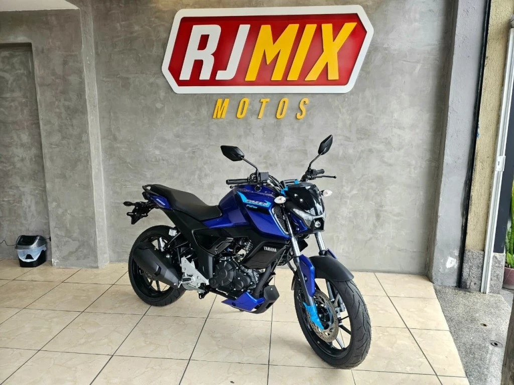 imagem moto YAMAHA FZ15 150 FAZER CONNECTED FLEX 2025