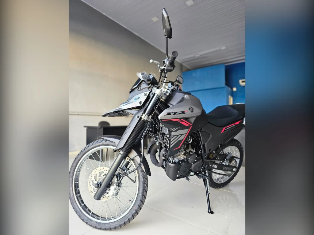 Yamaha XTZ 250 Lander Connected 2026 cinza à venda no Motonline - foto 2 de 18
