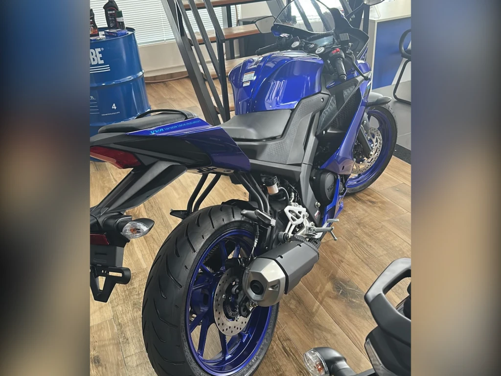 Yamaha YZF R-15 155 ABS 2026 azul à venda no Motonline - foto 4 de 7