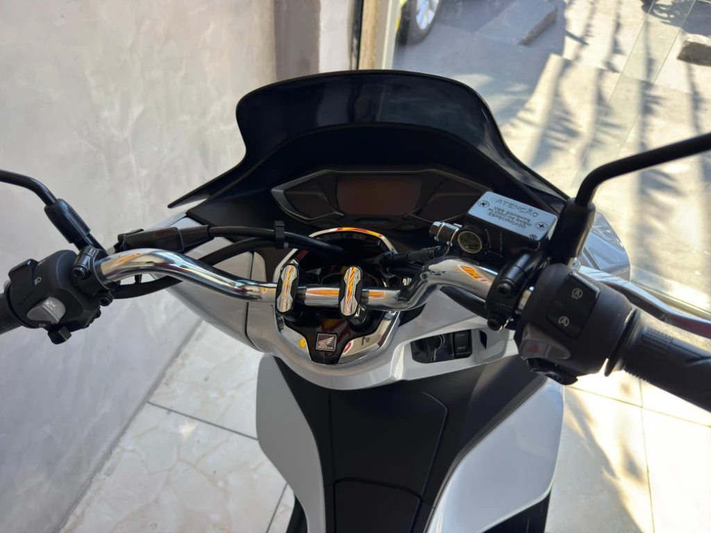 Honda PCX 160 2026 branca à venda no Motonline - foto 11 de 15