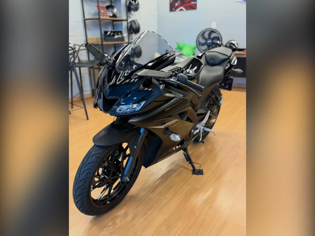 Yamaha YZF R-15 155 ABS 2026 preta à venda no Motonline - foto 3 de 4